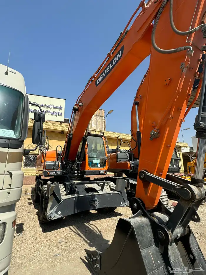 للبيع بوكلين كفرات Develon DX210WA 3