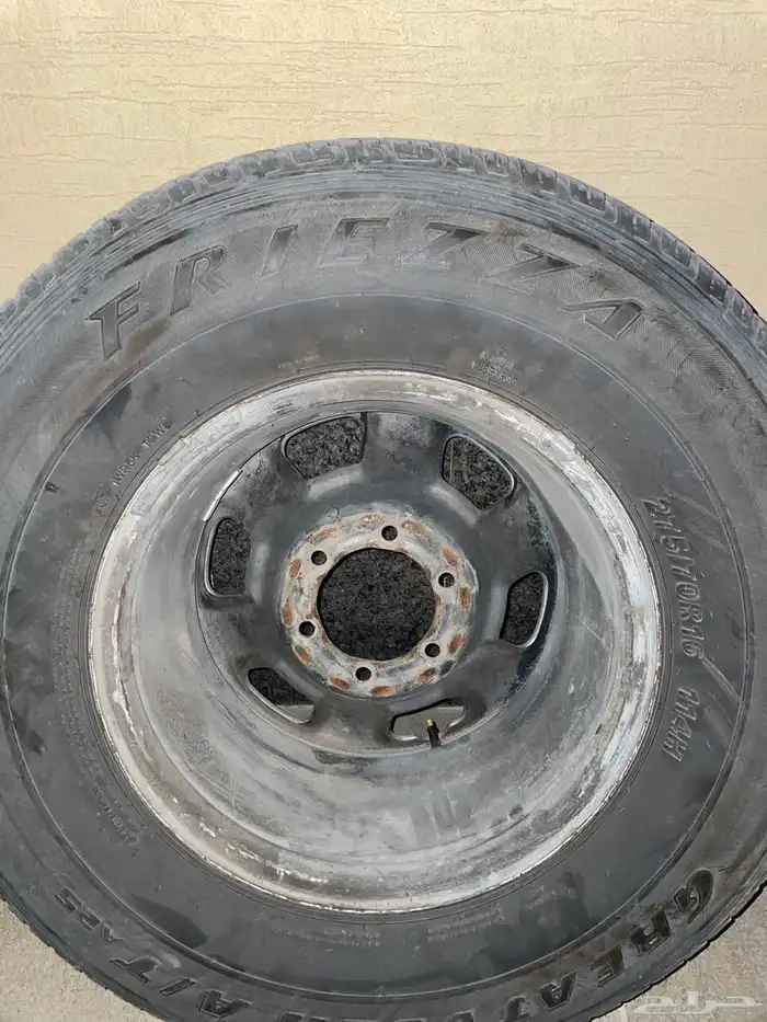 للبيع 5 جنوط فتك وكاله شرط و 5 كفرات تاريخ 25شرط على السوم 3