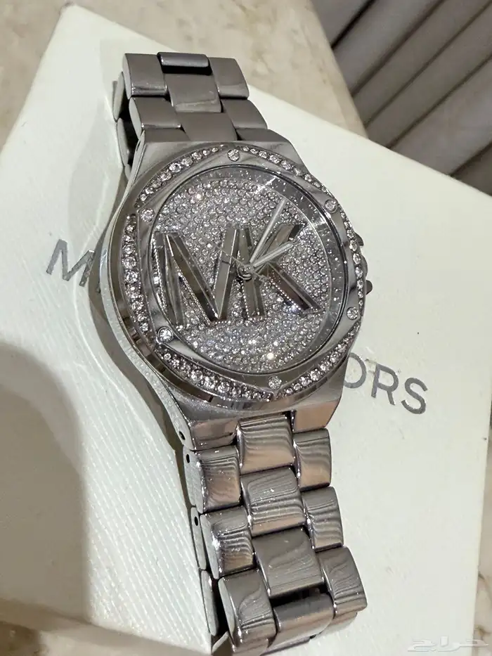 ساعة نسائية مايكل كورس 0