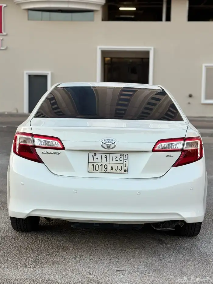 تويوتا كامري 2013 GL نضييف للبيع 8