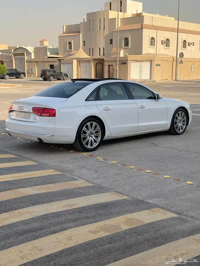 اودي A8 فل كامل بدي وكالة 2013 36