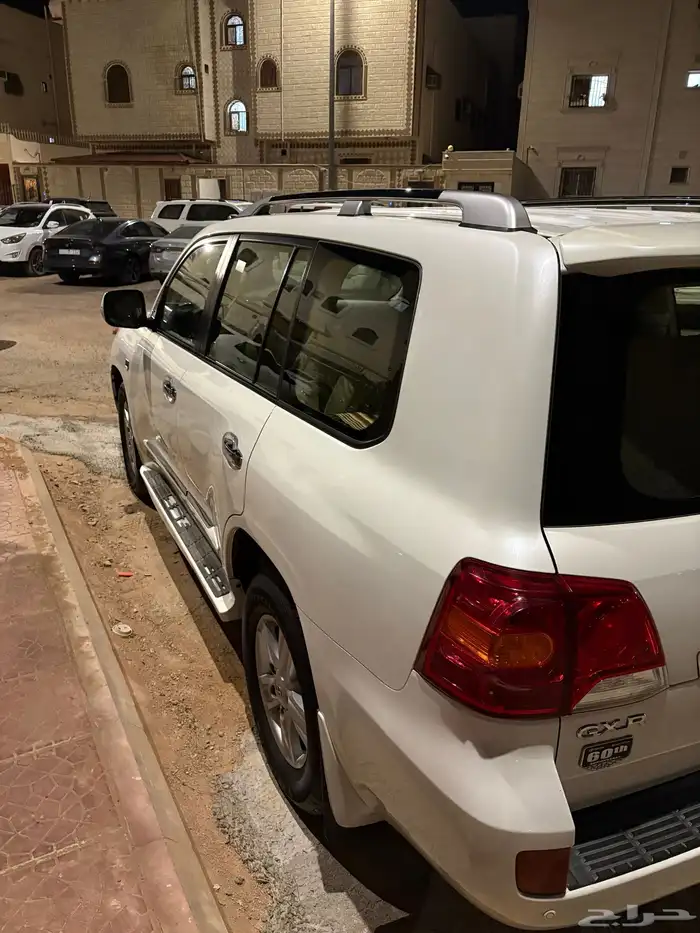 جيب لاندكروزر 3