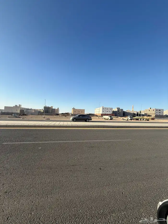 للبيع ارض تجارية في مخطط النبلاء م660 خلف خلاف بعد محطة نفط 5