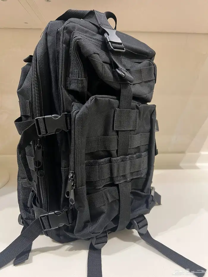 شنطة ظهر للبيع اللون أسود 4