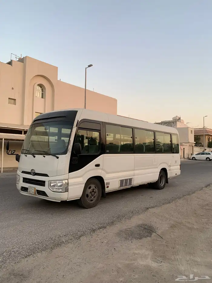 تويوتا باص كوستر ديزل 1