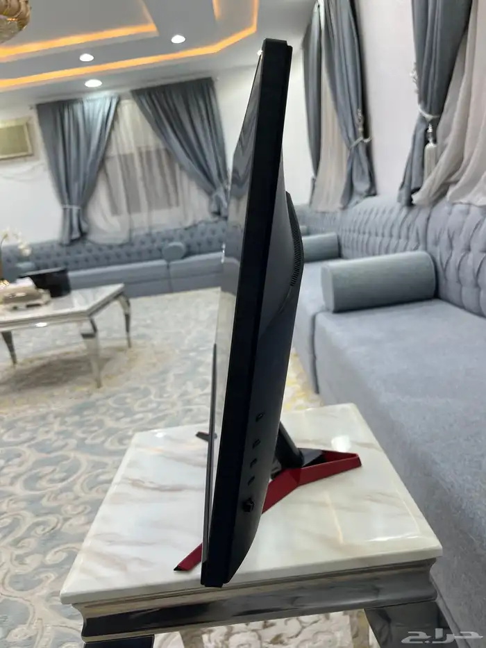 شاشه أيسر 10