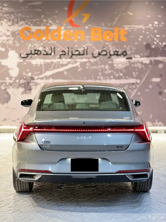 كيا k8 موديل 2022 9