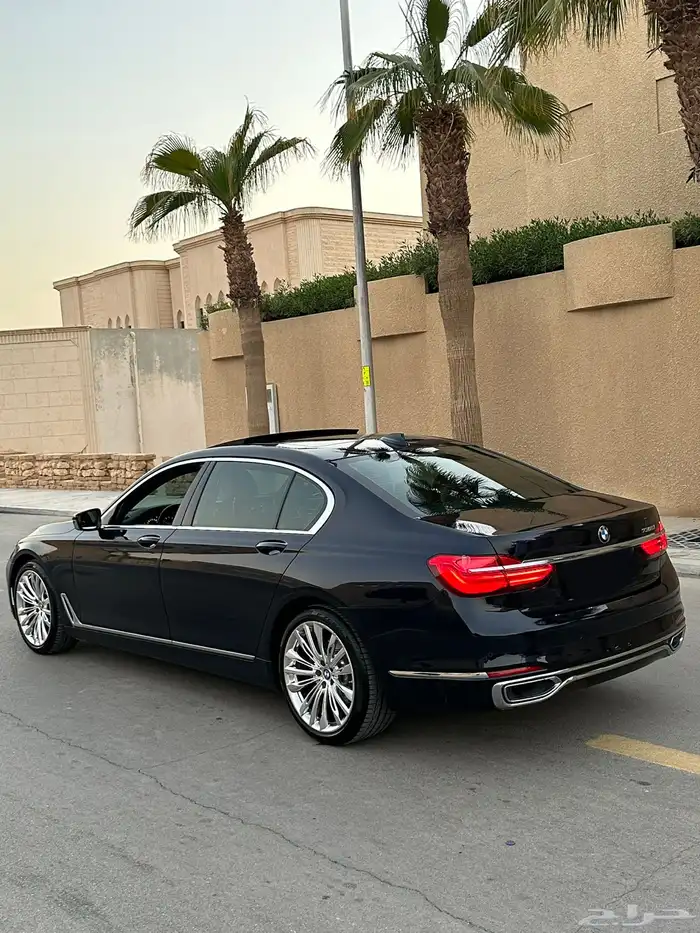 بي ام حجم 730 مخزن ماشي 52 الف صيانات وكاله بدي وكاله 9