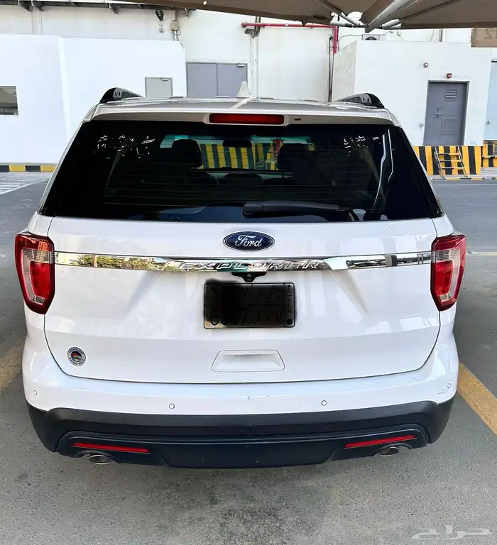 Ford Explorer  2016  47000 3
