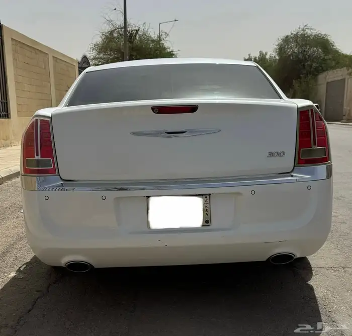 كرايسلر 300 ليمتد 4