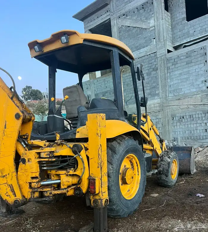 جي سي بي للبيع 2004 0