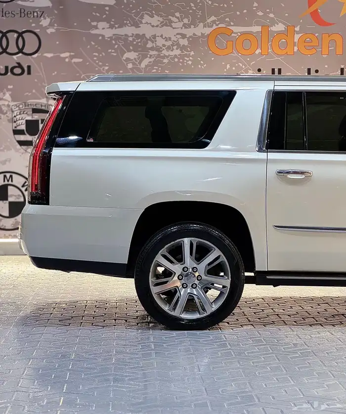 كاديلاك(طويل) موديل 2015 11