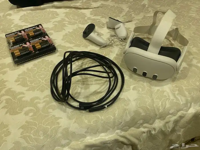 للبيع  نظارة VR Quest 512GB 3