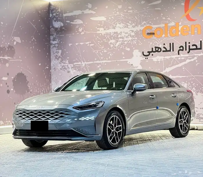 كيا k8 موديل 2022 2