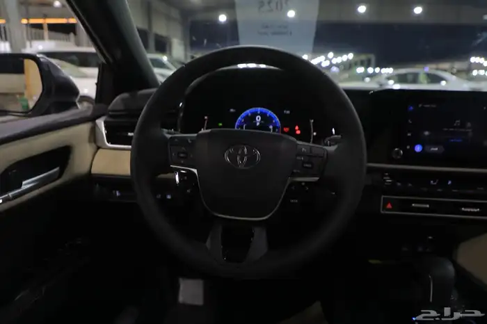 كامري LE فتحة بنزين 2025 جديد ابيض 12