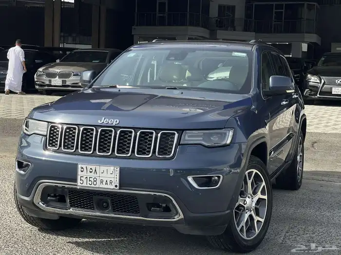 جراند شروكي 2021 لمتيد شبة جديد مخزن 10