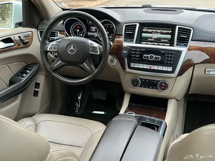 مرسيدس GL500 2014 (بحالة ممتازة) 21