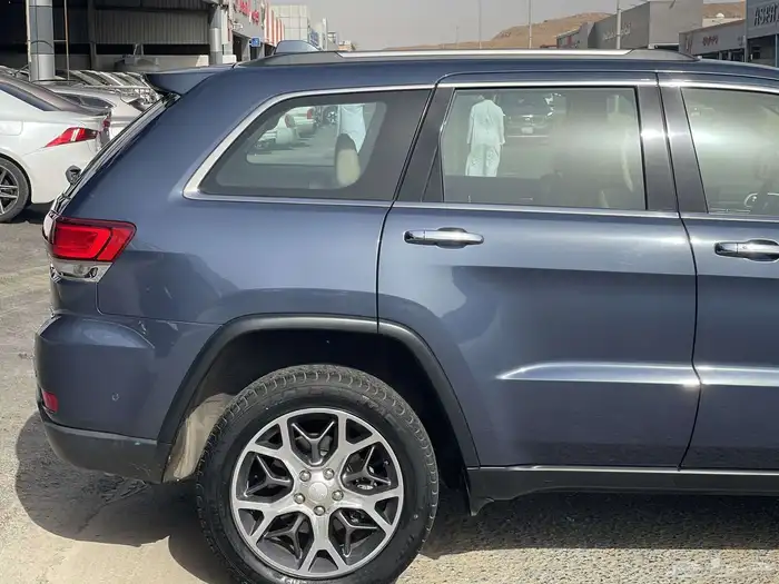 جراند شروكي 2021 لمتيد شبة جديد مخزن 2