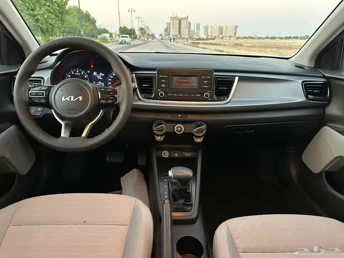 كيا ريو عداد 40 الف 33