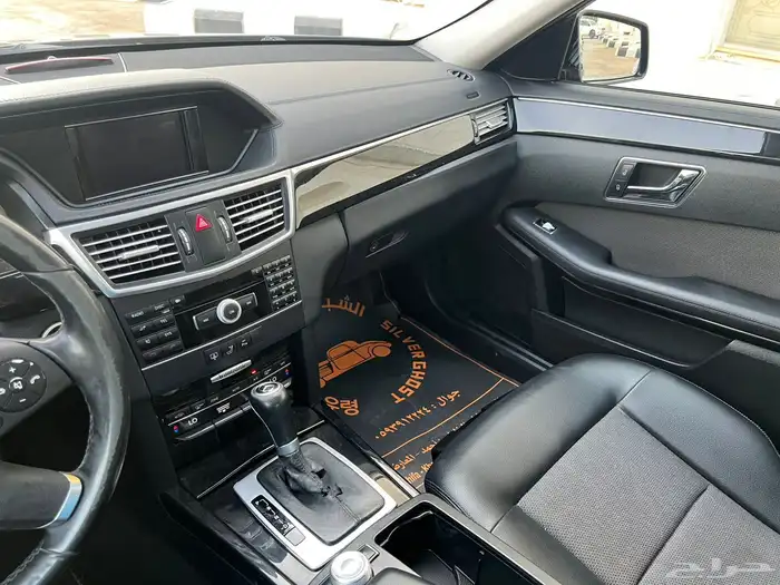 مرسيدس E200 2011 (بحالة ممتازة) 15