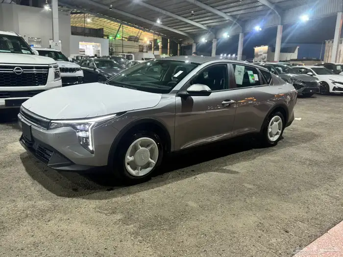 كيا k4 ستندر 1.6 موديل 2026 كاش اقساط 1