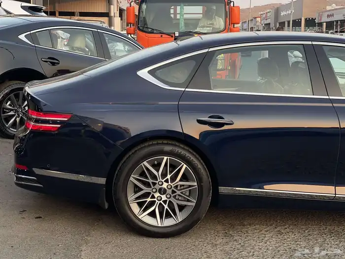 جينسس G80 2025 برستيج جديد اصفار 3