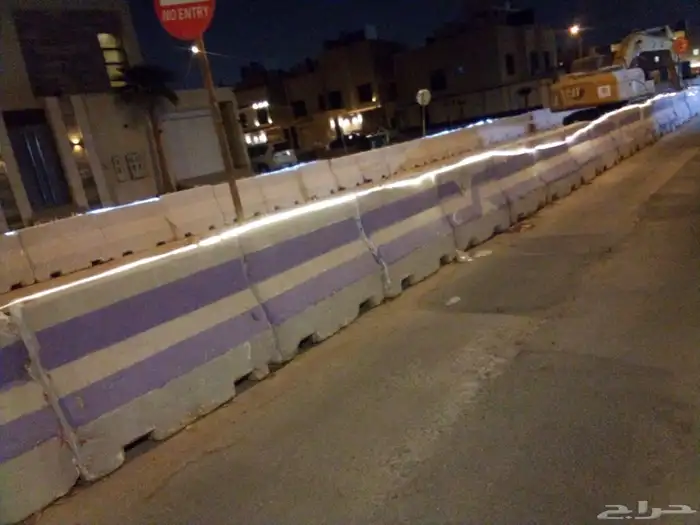 صبات خرسانية حالة ممتازة للبيع 4