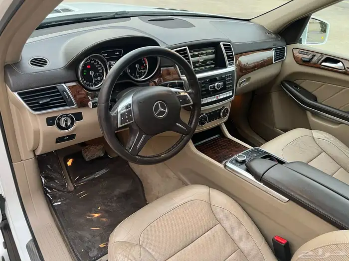 مرسيدس GL500 2014 (بحالة ممتازة) 10