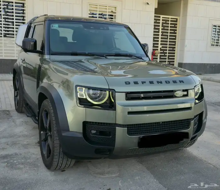 رنج روفر ديفندر 90 HSE مديل 2021 4