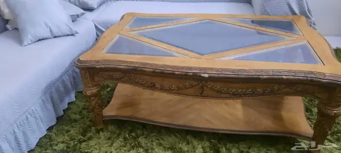 طاولة من ابيات 1