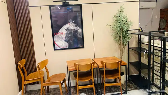 محل معجنات وحلويات جاهز لتشغيل 2