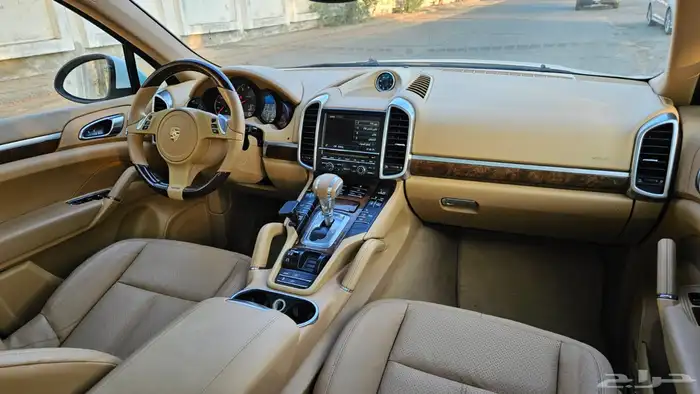 بورش كيان 2013 14