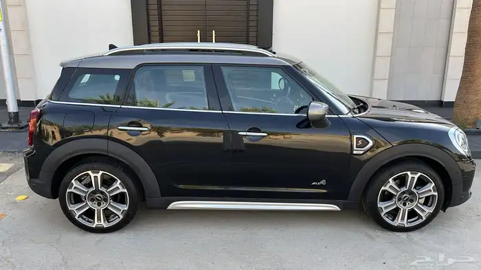 ميني كوبر كانتري مان S سعودي ناغي ضمان وصيانه موديل 2023 3