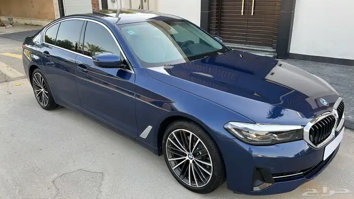 بي ام دبليو 520i سعودي ناغي تحت الضمان موديل 2022 3