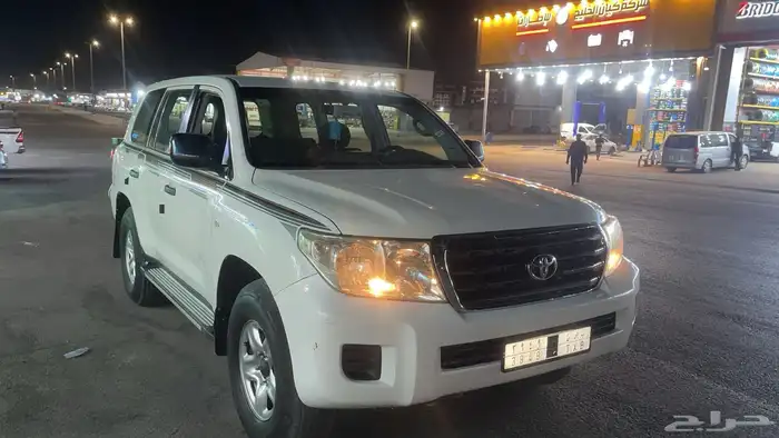 تويوتا لاند كروز G موديل 2014م 4