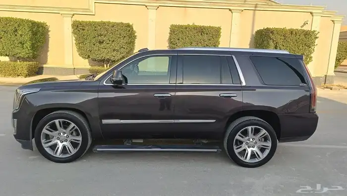 كاديلاك اسكاليد أعلي فئة 4