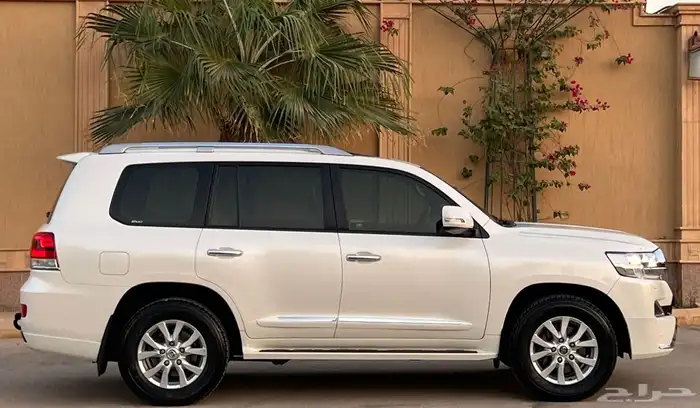 تويوتا لند كروز سعودي 6