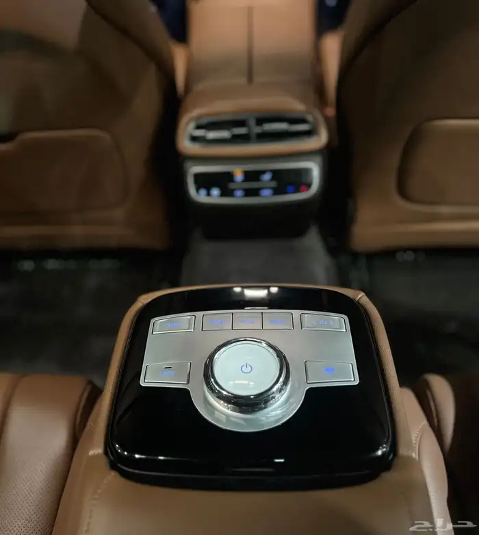 جينسس G80 فئه برستيج 28