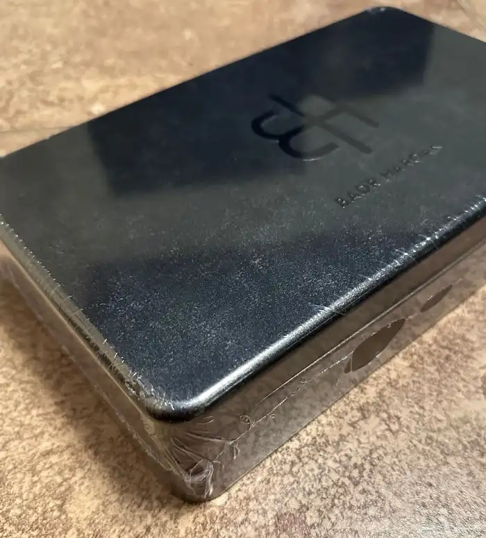 Badr Harqan-بدر الحرقان هود القطب الشمالي 0