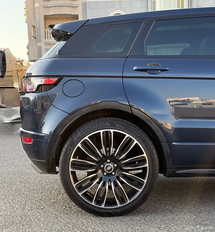 رنج روفر ايفوك 2012 فل كامل مخزن بودي بلد نظيفة جدا 8