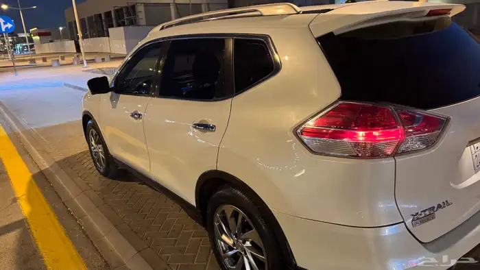 للبيع إكس تريل فل كامل 2016 3