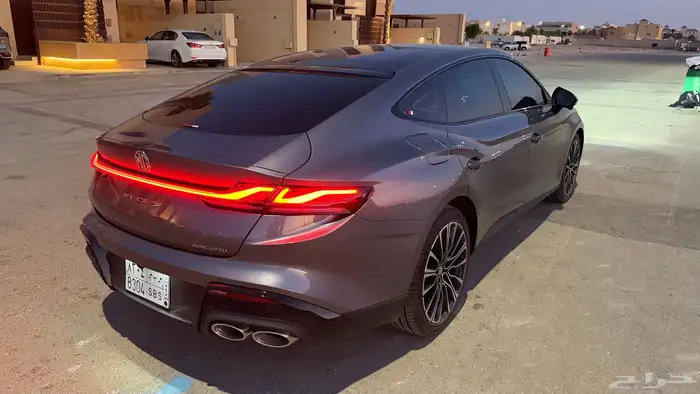 للبيع MG7 موديل 2025   أعلى فئة 9