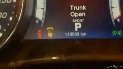 السيارة ميزراتي كواتروبورتي 2015ممشى140الف index