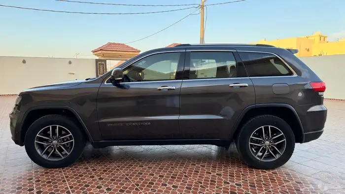 جيب جراند شيروكي 2