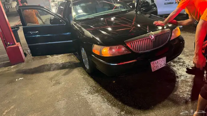 لينكون تاون كار موديل 2006 11