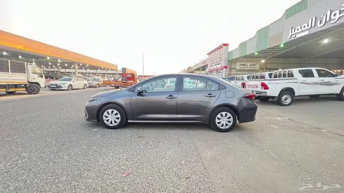 كورولا 2024 استندر 2.0 بنزين 3