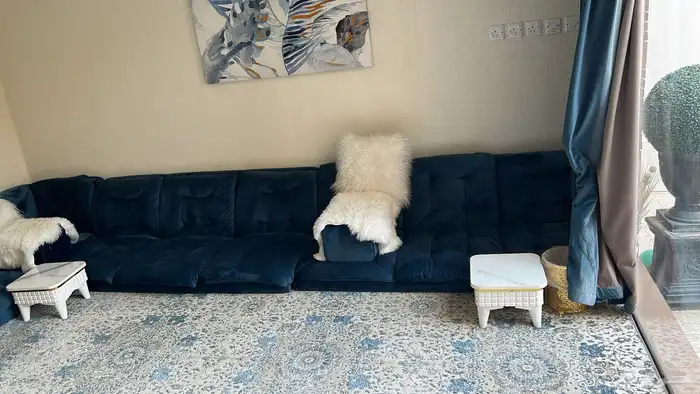 مجلس ارضي مع فرشته نضيف جدا  للتواصل 0