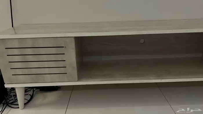 طاولة تلفزيون 2