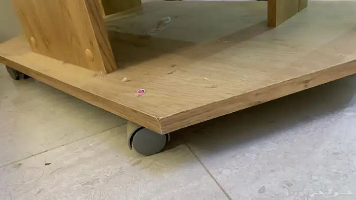 طاولة متحركة 2