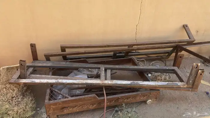 بيت شعر ما استخدم غير 3مرات 8